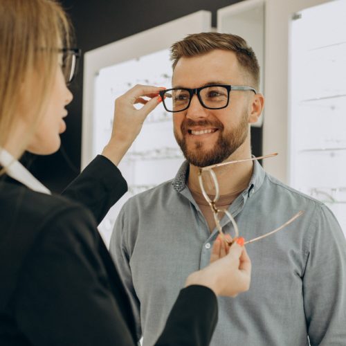 Optik Mağazalarında Müşteri Sadakati Nasıl Artırılır?